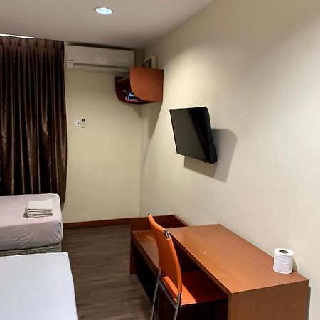 New Grand Hotel 케닌가우 외부 사진